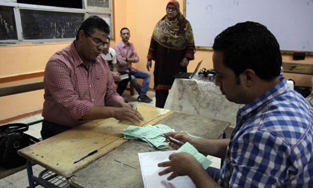 المرشح "عبد الحكيم العش" يتقدم على منافسيه فى العسيرات بسوهاج بـ 750 صوتًا