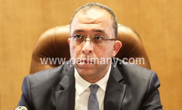 النائب أشرف العربى يُطالب "الضرائب" بخطة واضحة لتطوير المصلحة