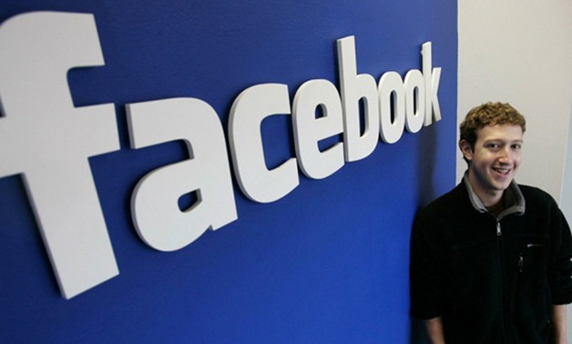 اخر الاخبار.. مؤسس "فيس بوك" يعلن عن إطلاق خدمة البث المباشر للفيديوهات للجميع