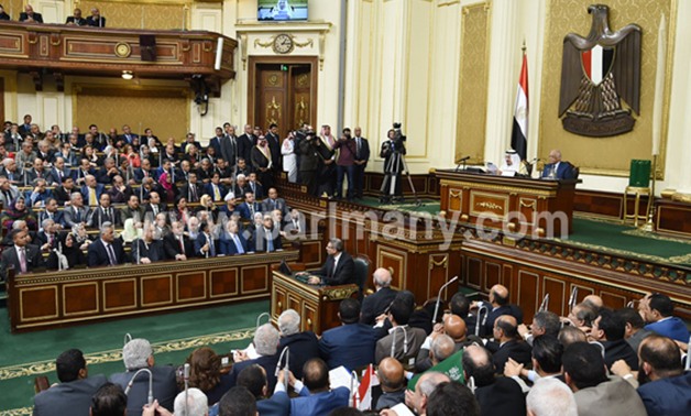 البرلمان يبدأ جلسته العامة المخصصة لمناقشة تعديل قانون مجلس النواب وعدد من الاستجوابات