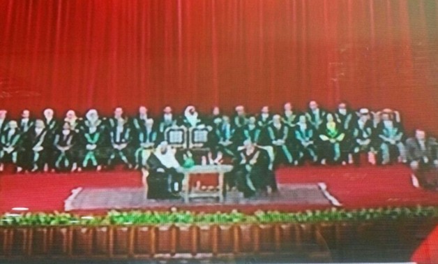الملك سلمان يحضر مراسم تسليمه الدكتوراة الفخرية من جامعة القاهرة 
