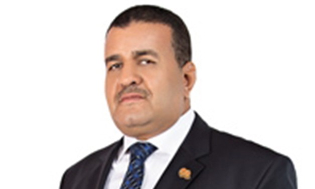 النائب محمود أبو الخير بالجلسة العامة: "أغلبنا ميعرفوش وزيرة البيئة"