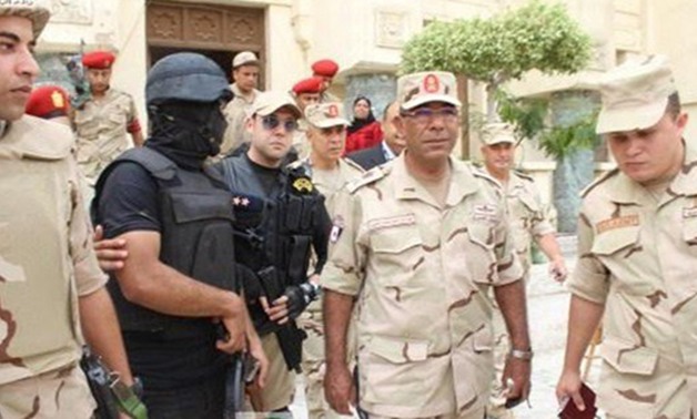 القوات المسلحة تكرم هيئة الإسعاف المصرية تقديرًا لدورهم 