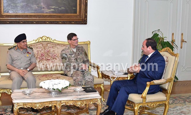 السفارة الأمريكية: قائد القيادة المركزية العسكرية للولايات المتحدة أكد للسيسي دعم مصر 