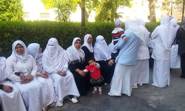 35 ممرضة بالفيوم يطالبن النواب بالتدخل لدى وزير الصحة لنقلهن
