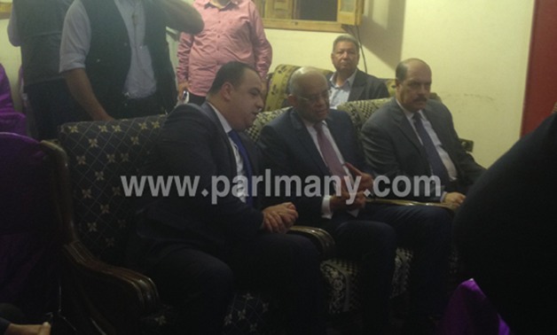 رئيس مجلس النواب ومحافظ الفيوم يقدمان واجب العزاء في وفاة النائب محمد مصطفي الخولى