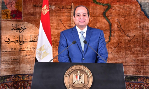 السيسى لـ"المصريين": "كلفتونى أمانة الدفاع عن البلاد ومش هنسمح لحد إنه يمسها"