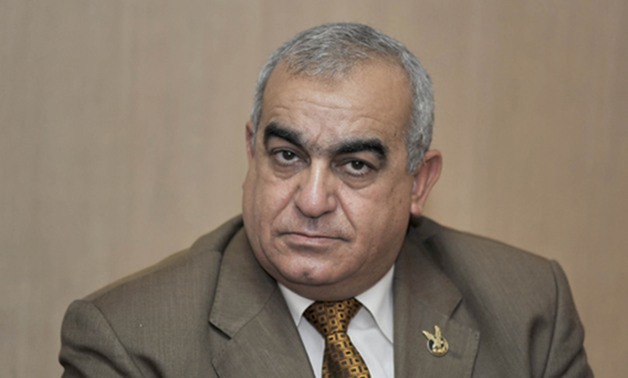 رئيس برلمانية "حماة الوطن" يحصل على موافقة رصف طريق يخدم 6 قرى بالدقهلية 