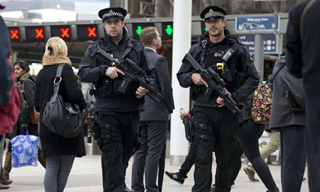 "رعب الإرهاب فى أوروبا".. الأمن البريطانى يخلى محطة مترو بلندن بسبب إنذار أمنى 
