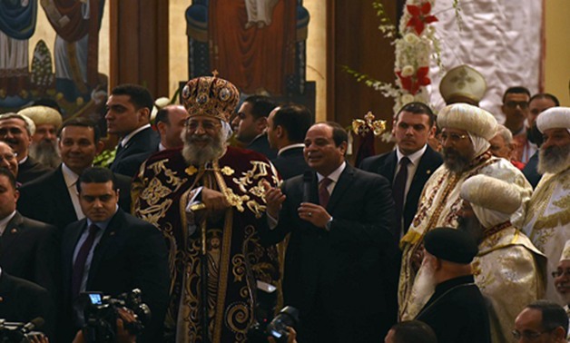 الرئيس السيسى يهنئ البابا تواضروس والإخوة المسيحيين بعيد القيامة المجيد