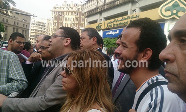 الأمن يمنع وفد "المصري الديمقراطي" من التضامن مع  "الصحفيين"
