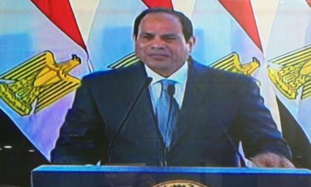 مواطن لـ"السيسى" باحتفالية الفرافرة: تحيا مصر يا زعيم العالم والأجانب والمصريين