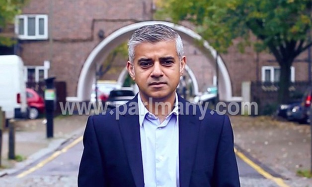 10 صور تلخص مشوار حياة صادق خان رئيس بلدية لندن "أوباما بريطانيا الجديد"