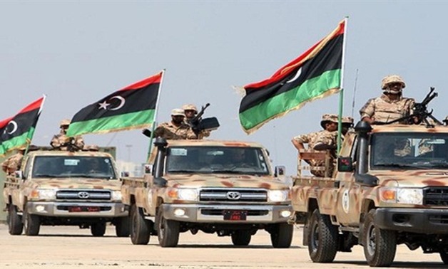الجيش الوطنى الليبى يسيطر على المدخل الغربى لبنغازى بعد طرد "داعش"