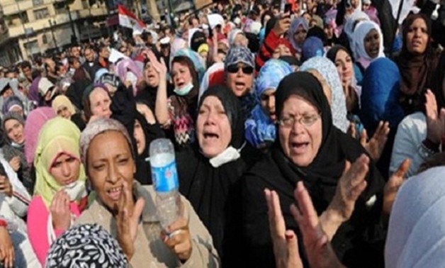 سيدات قبيلة الدابودية بأسوان ينظمن مظاهرة بشرق المدينة للمطالبة بالعفو عن المتهمين