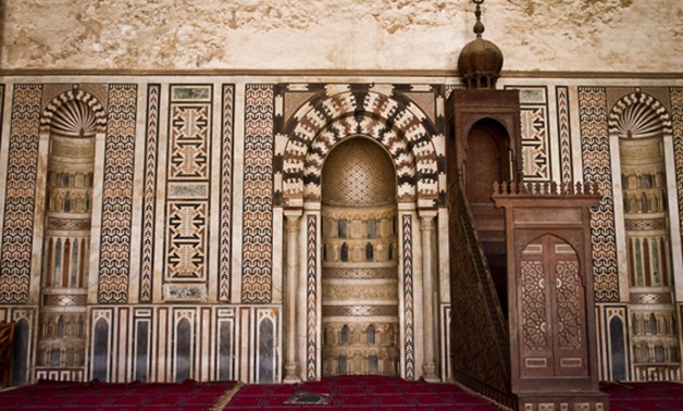إمام المسجد الكبير بالزقازيق: الخطبة المكتوبة لا تنال من هيبة الإمام