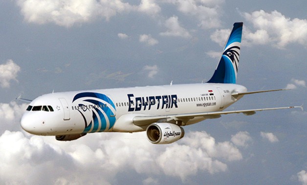 مصر للطيران: استقبال رسالة استغاثة من الطائرة الساعة 04:26 