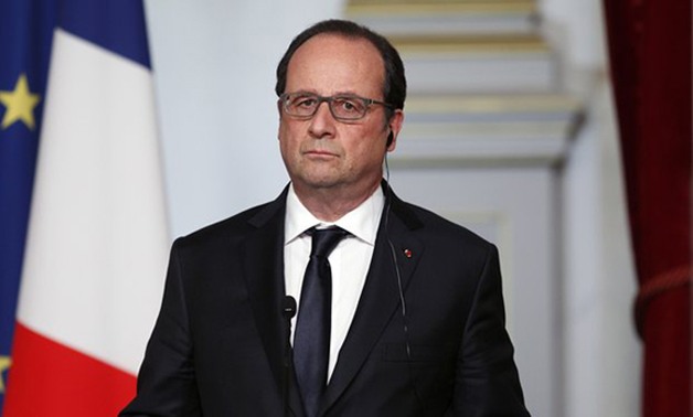 الرئيس الفرنسى: محتجزا رهائن كنيسة روان أعلنا الانتماء لتنظيم داعش 