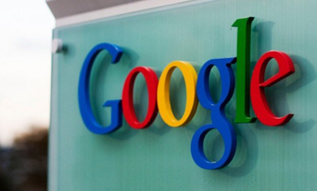 جوجل تكشف عن الأسئلة الأكثر بحثًا حول العالم.. كيفية التقبيل أغربها