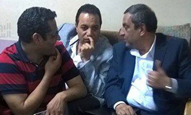 وصول نقيب الصحفيين وسكرتير ووكيل النقابة إلى نيابة وسط القاهرة تمهيدًا لإخلاء سبيلهم