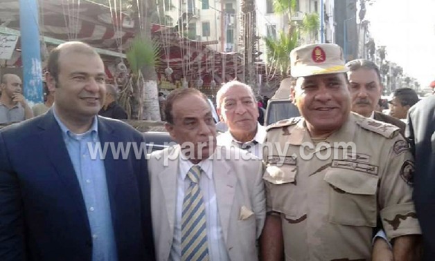بالصور.. كمال أحمد ووزير التموين ومحافظ الإسكندرية يفتتحون معرض السلع المخفضة بالجمرك