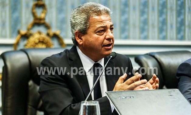 وزير الشباب والرياضة يصل القاهرة بعد مشاركته بأولميباد ريو دى جانيرو