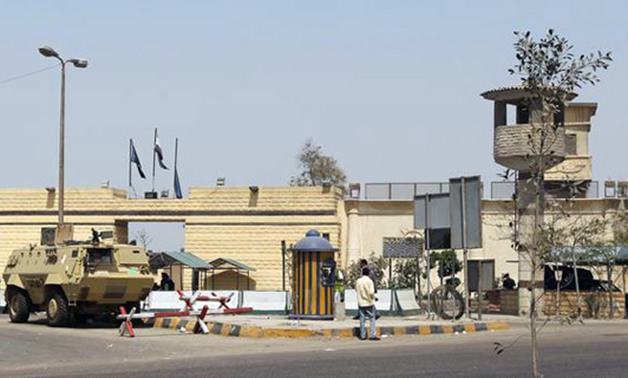 "الداخلية": لا صحة لما تردد حول إصابة أفراد قوات أمن سجن طرة بتسمم