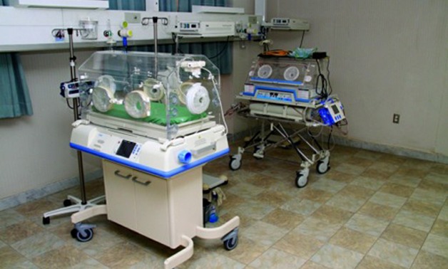 جمعية الهلال الأحمر بالمنيا تدعم حضانات مستشفى مصر الحرة بـ4 أجهزة تكييف