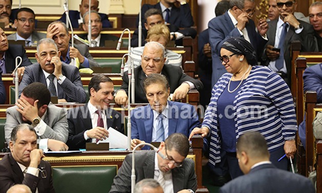 مشادات بين أعضاء تكتل "25 ـ 30" والنائب سامح السايح تحت قبة البرلمان