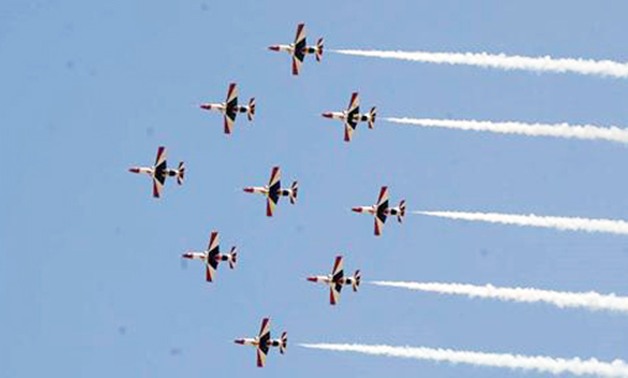 مقاتلات "إف 16" تحلق فى سماء مدينة نصر احتفالًا بالذكرى الثالثة لثورة 30 يونيو