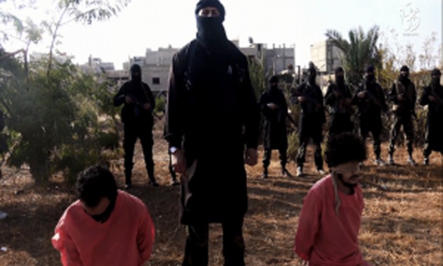 داعشى يعترف باختطاف وذبح مواطنين مصريين قبطيين فى "مصراتة" بليبيا
