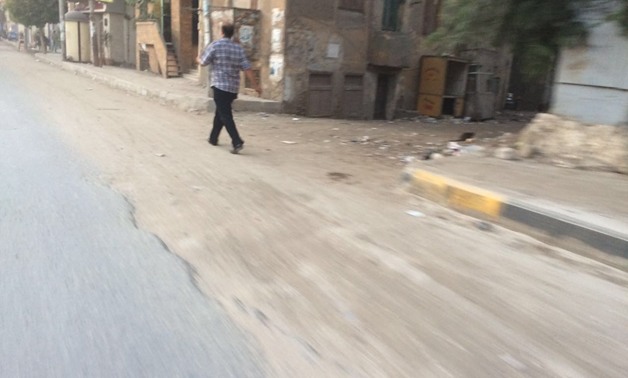 بالصور.. عادل عامر يحصل على موافقة رصف الطريق العام لمدخل القناطر الخيرية