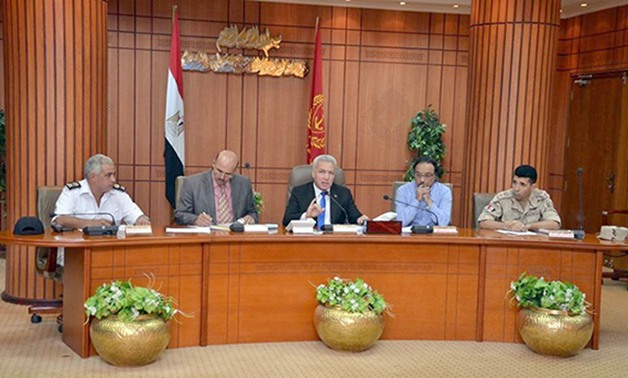 محافظ بورسعيد يبحث الاستعدادات لانتخابات مجلس النواب.. ويؤكد: ننسق مع القوات المسلحة