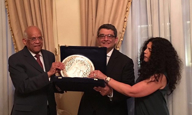 رئيس مجلس النواب يكرم سفير مصر بموسكو خلال حفل عشاء الوفد البرلمانى المصرى