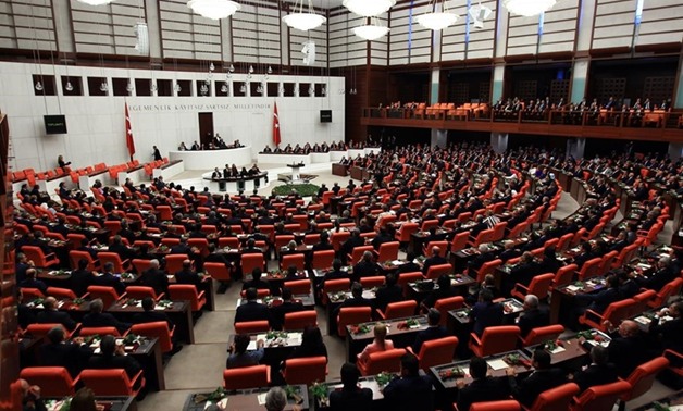 البرلمان التركى يقر مشروع نظام الحكم الرئاسى واستفتاء شعبى خلال 60 يوما