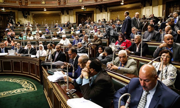 البرلمان يوافق على مقترح "العربى" بشأن حقوق المعاقين فى المادة 13 من "الخدمة المدنية"