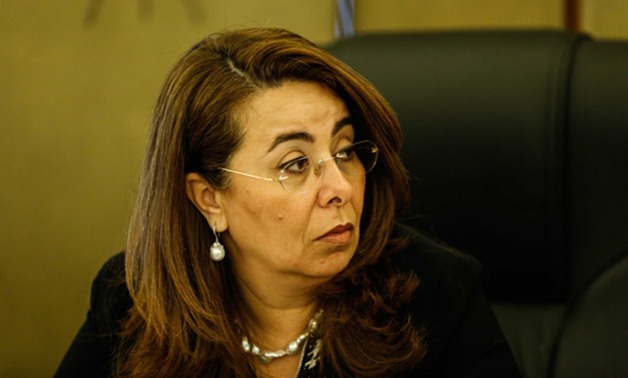 وزيرة التضامن الاجتماعى تصل إلى موقع حادث قطارى الإسكندرية لمتابعة الموقف