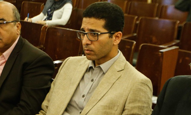 هيئة مكتب البرلمان تستدعى هيثم الحريرى للتحقيق فى واقعة خلع الجاكيت للنائبة مى محمود