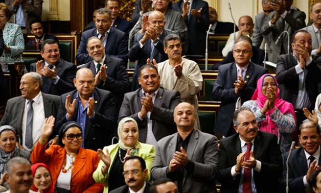 البرلمان والحكومة يوافقان على إنشاء 4 كبارى مشاة بالدخيلة بالإسكندرية
