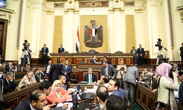 أحمد مرتضى و"الخدمة المدنية" فى جدول الأعمال.. بدء جلسة البرلمان برئاسة "عبدالعال"
