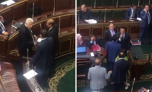 بالصور.. مرتضى منصور ونجله بقاعة البرلمان قبل مناقشة حكم بطلان عضوية "أحمد"