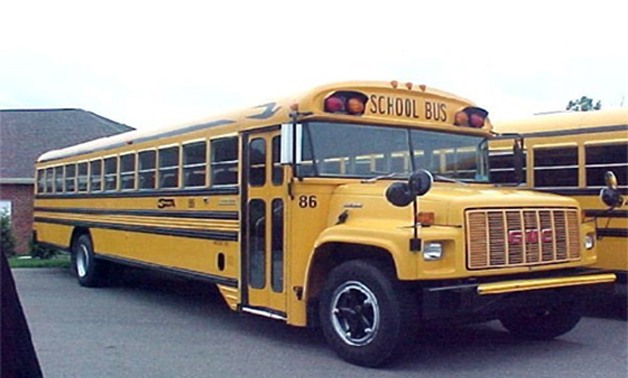 "التعليم" تستأنف اليوم حملات كشف الإدمان على سائقى حافلات 60 مدرسة 