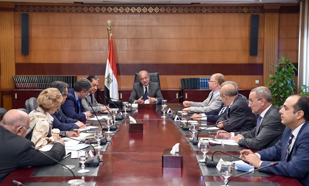 انطلاق الاجتماع الأخير لـ"حكومة شريف إسماعيل" لمتابعة الملفات الأمنية والاقتصادية