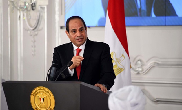 الرئيس: أطلب منكم أن تثقوا بى فيما ننجز.. وهدفى رؤية مصر دولة نتباهى بها