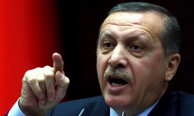 أردوغان يفقد الوعى أثناء صلاة العيد فى المسجد