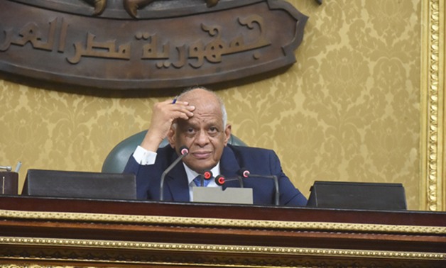 النواب والوزراء Don’t MIX.. وكيل البرلمان يبعدهم عن بعضهما استجابة لطلب على عبد العال