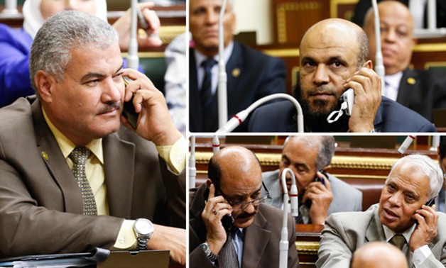 التشويش هو الحل.. نواب البرلمان يواصلون استخدام الهواتف المحمولة خلال الجلسة (صور)