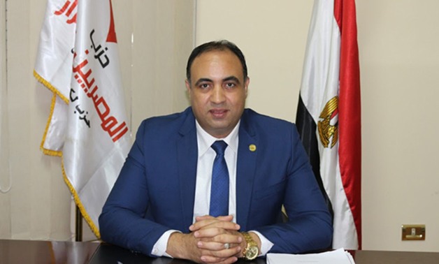 نائب المصريين الأحرار يعلن ترشحه على منصب أمين سر الإسكان بدور الانعقاد الثانى 