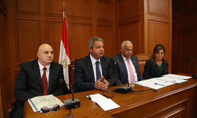 "شباب البرلمان" تناقش خطة التنمية الاقتصادية والاجتماعية لـ"الرياضة" وهيئة استاد القاهرة