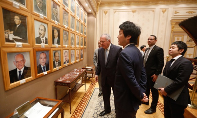 بالصور.. رئيس خارجية البرلمان يصطحب الوفد اليابانى بجولة داخل متحف مجلس النواب